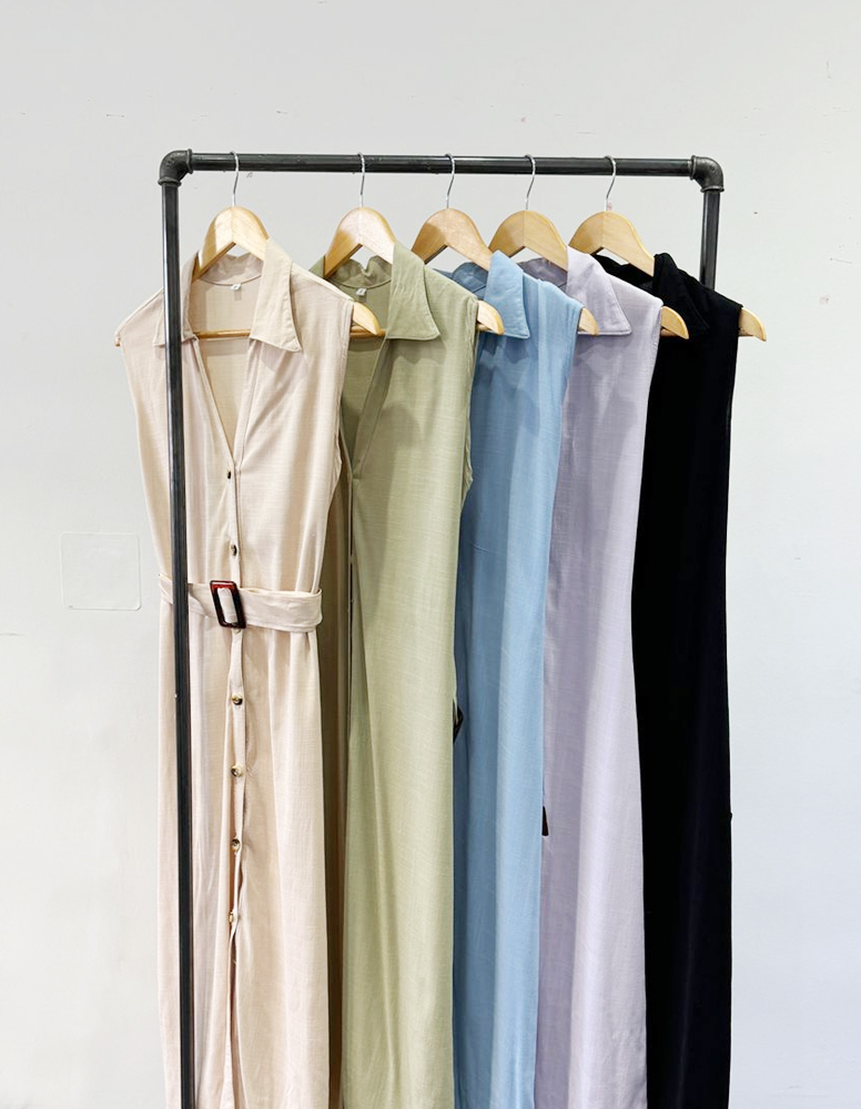 Vestido de chiffon con escote en V y mangas media longitud, a la altura de la rodilla Gris Acero