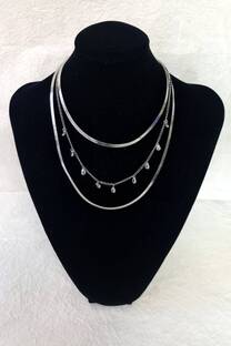 COLLAR CON CADENAS Y TIRAS DE ZIRCONIA - 