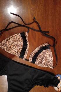 Bikini triangulito con volados Talle 1 al 4 - 