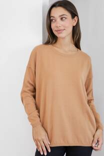 Sweater de bremer con tajo en la cola - 