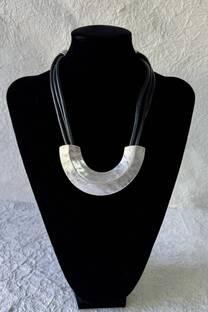 COLLAR CON METAL - 