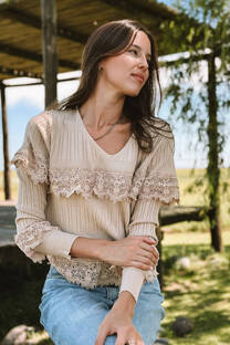 Sweater Amelie Broderie GUL593 - 