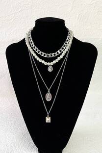 COLLAR CADENAS CON PERLAS - 