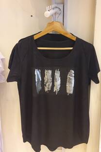 Remera Gamuza con foil 