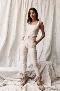 Pantalon con cinto hebilla - 