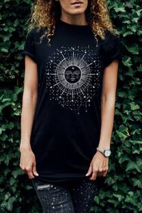 remera ancha luna sol y estrellitas con strass - 