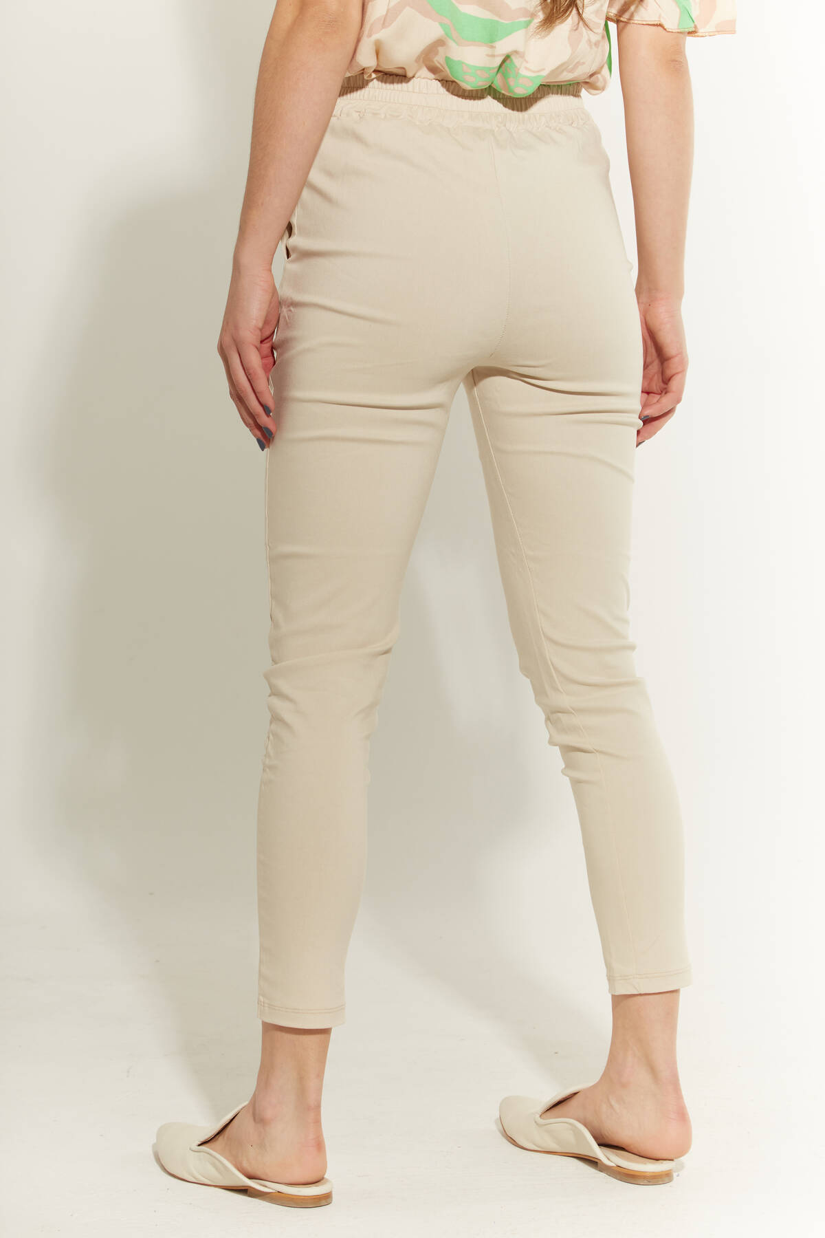 Imagen carrousel Pantalon Belga 2