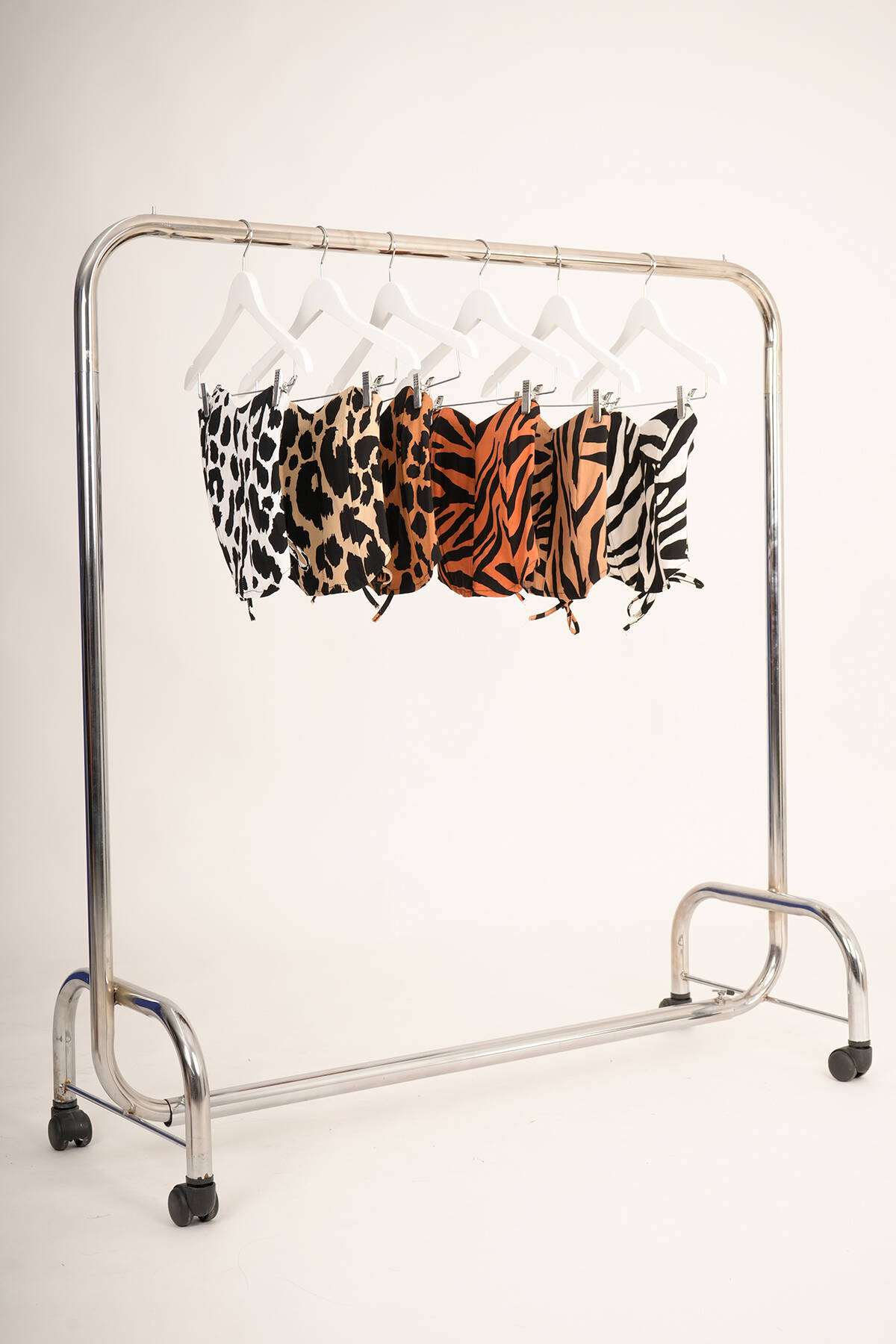 Imagen carrousel  CORSET CON BALLENA BENGALINA ESTAMPADA 2