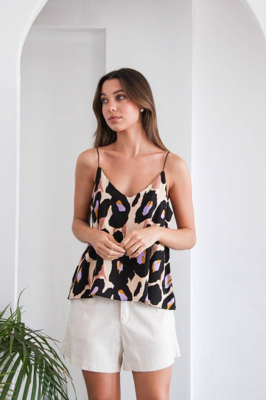 Imagen carrousel Musculosa bretel raso de lino estampado 6