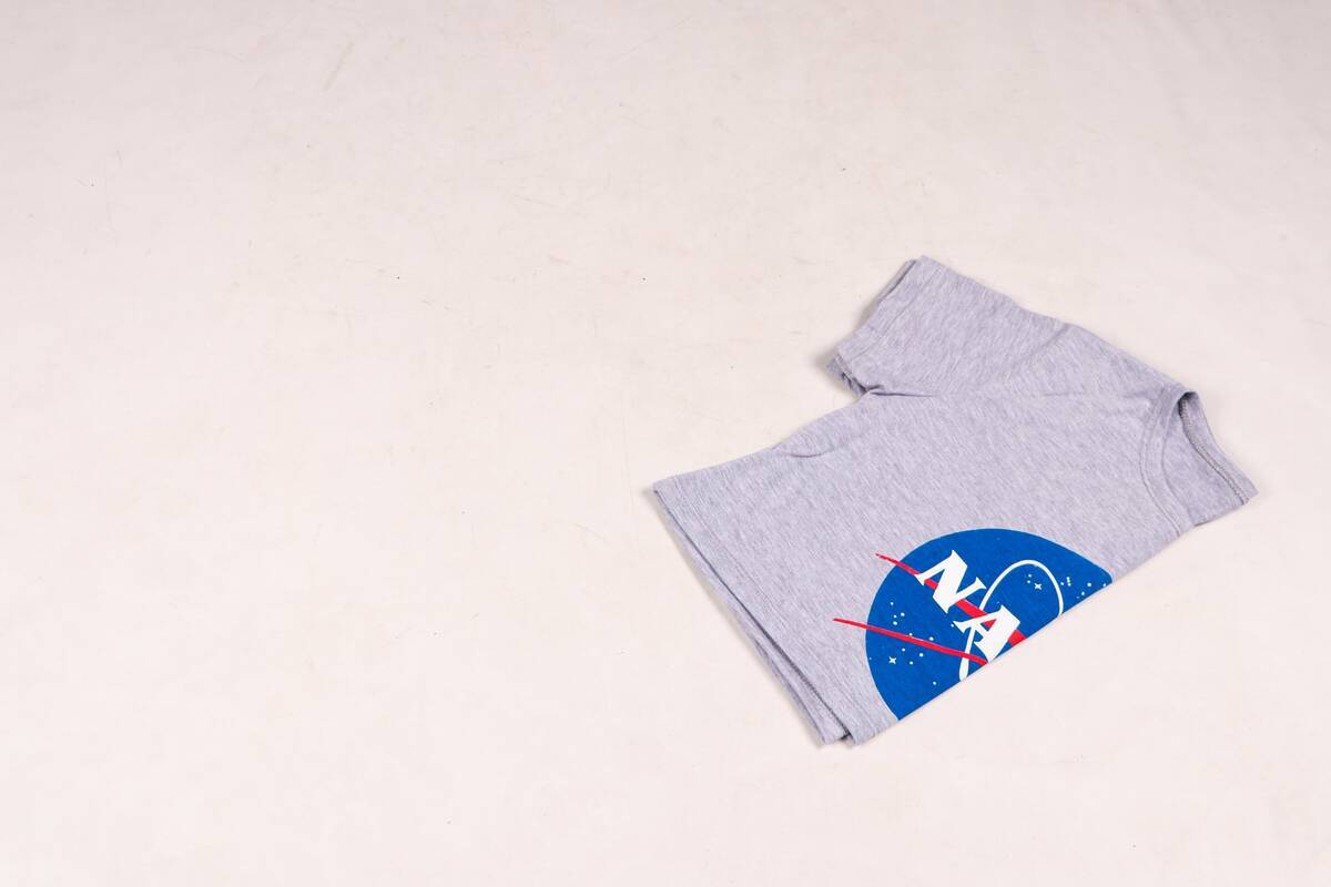 Imagen carrousel Remera de algodón nasa 4