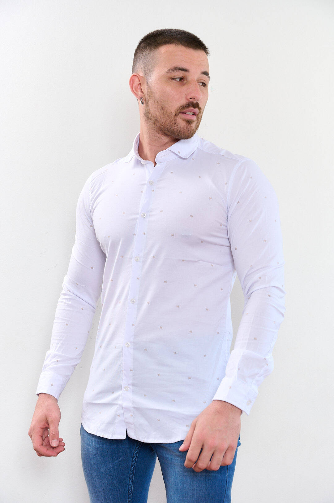 Imagen producto Camisa tela estampada blanca 12 4