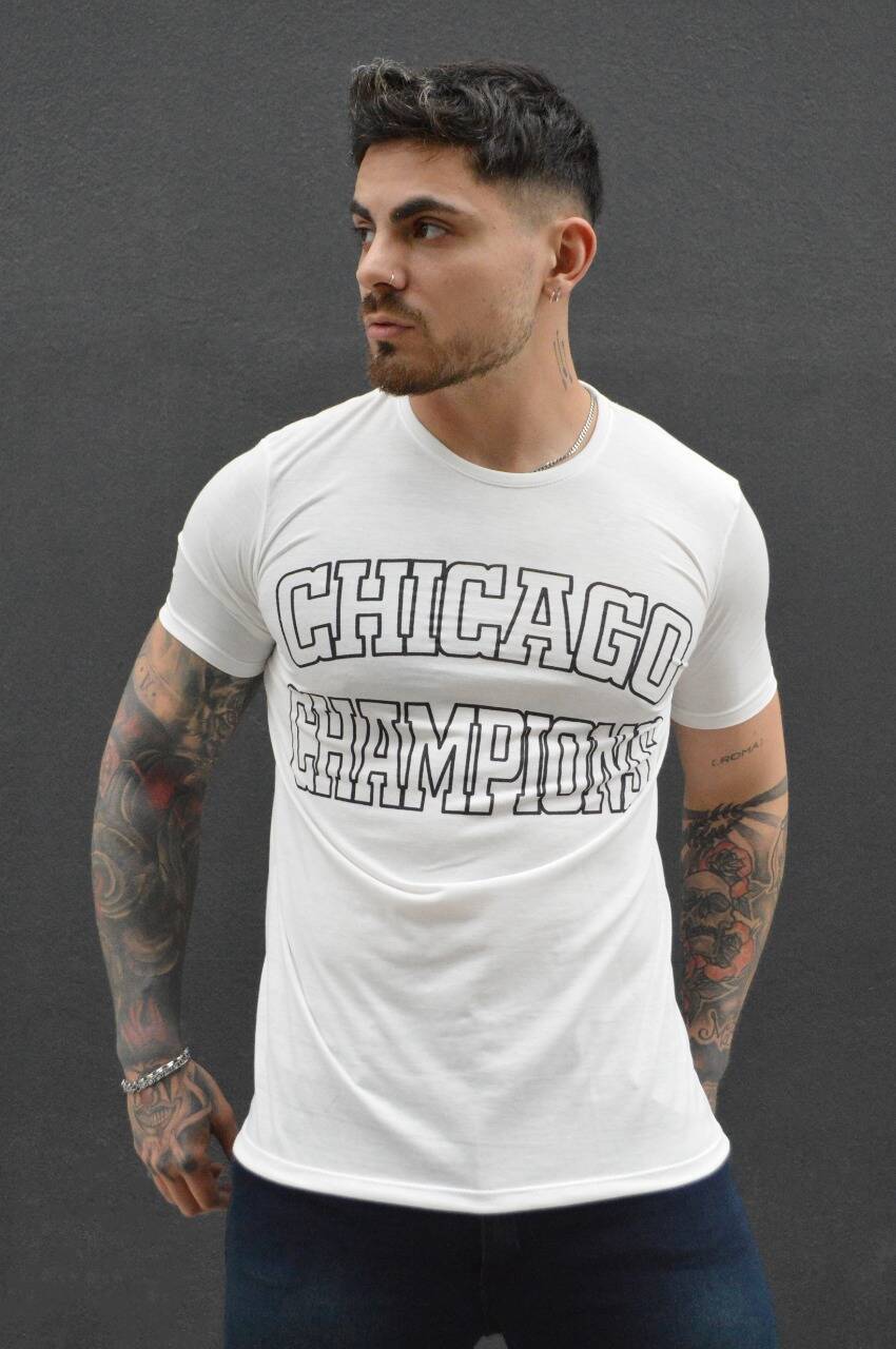 Imagen producto REMERA “CHICAGO” 4